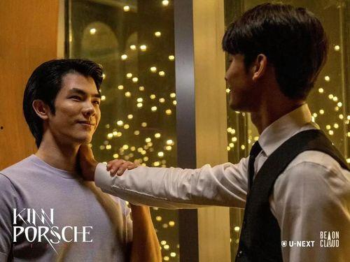 双男主读心吃瓜娱乐圈,双男主读心探秘娱乐圈风云